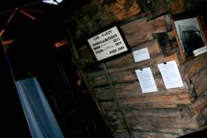 Log Cabin